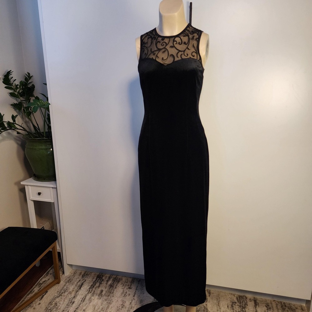 Vintage black velvet long sexy dress sheer above sweetheart black velvet line